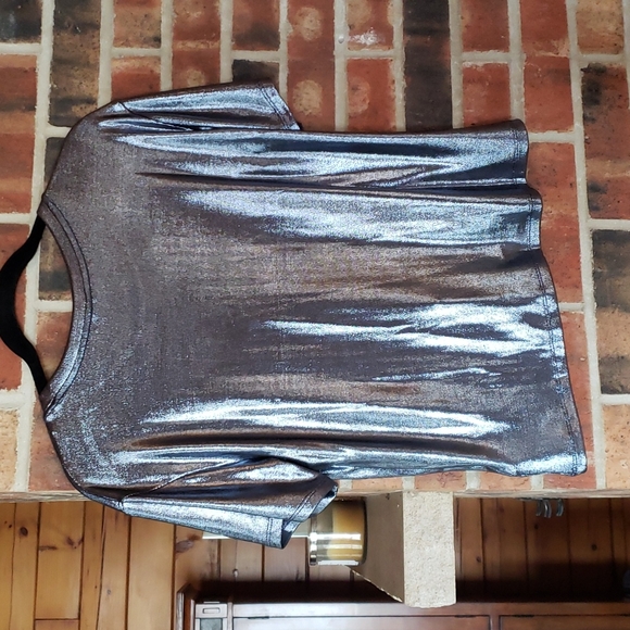 Metallic Top - Picture 5 of 5